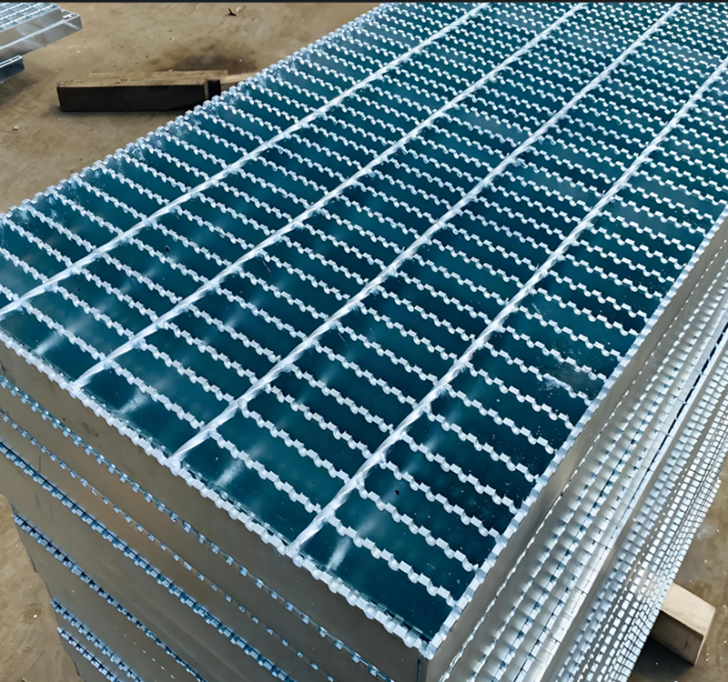 Serrated Anti-Slip Steel Grating